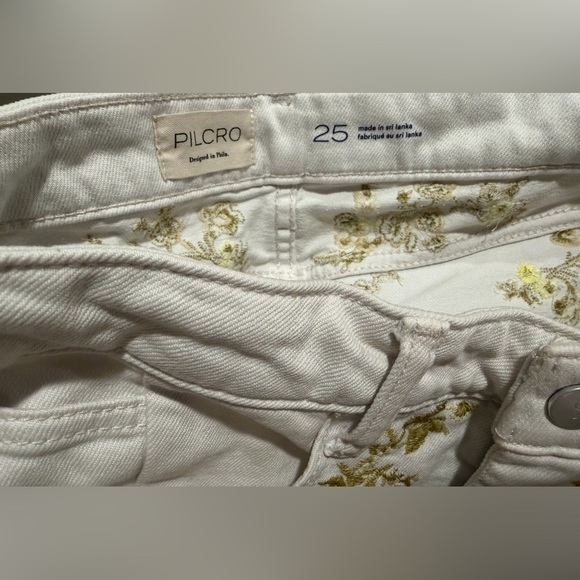 Pilcro Heritage Curve Mid-Rise Tapered Barrel Jeans, White Embroidered, 25 - Picture 13 of 15